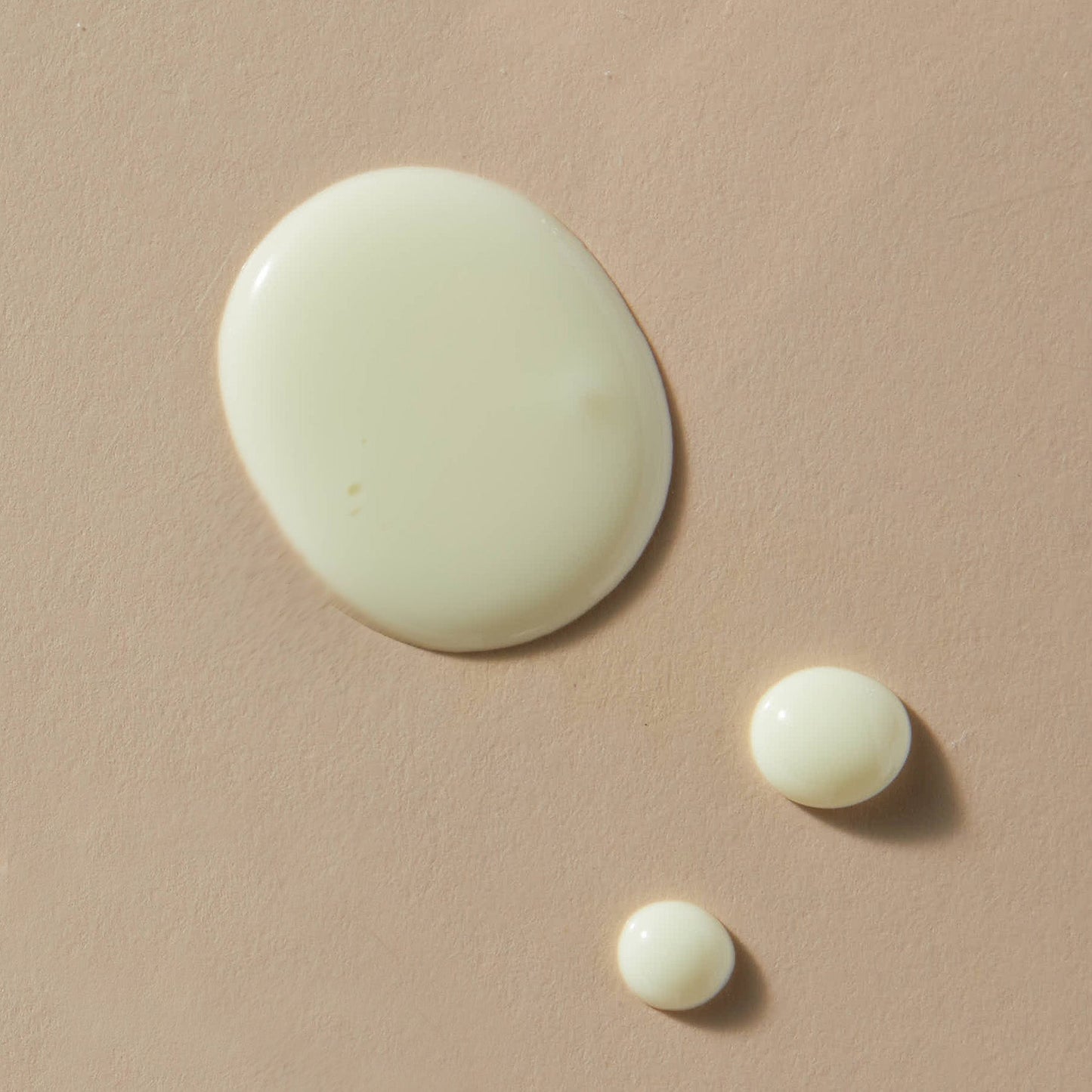 The Overachiever | Hydrating Night Serum with Hyaluronic Acid & Retinol